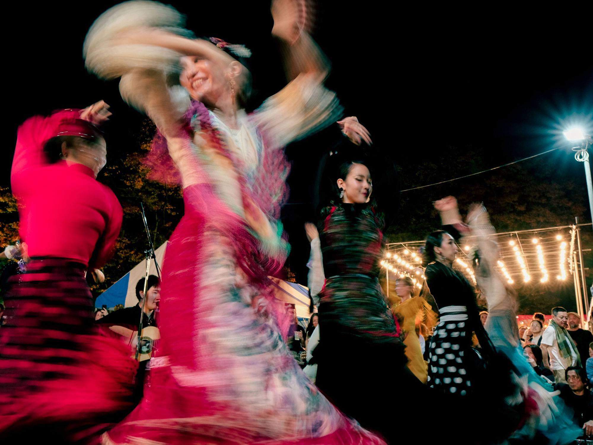 情熱のステージ、フラメンコの祭典が今年も登場